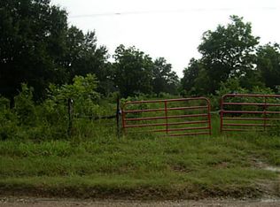 4125 Old Hearne Rd, Hearne, TX 77859