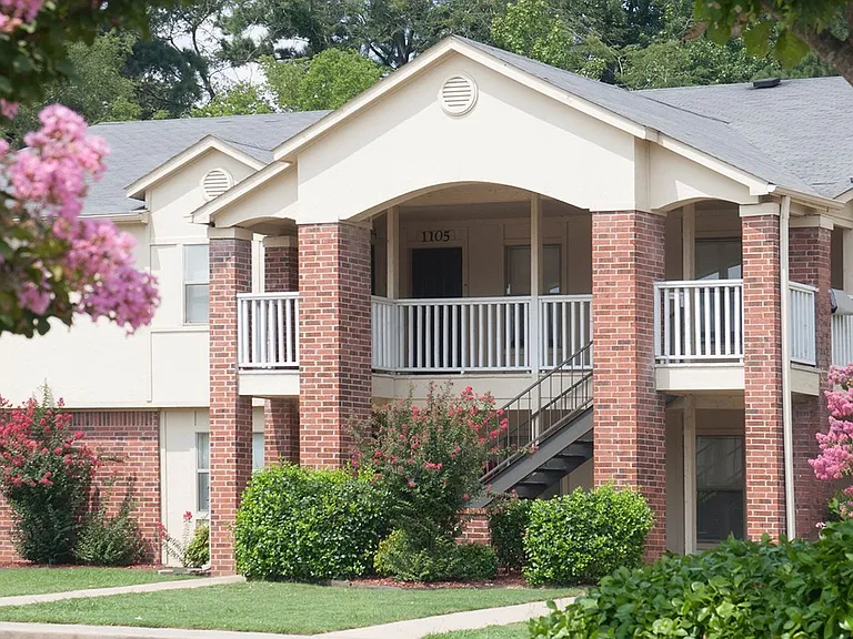 Dogwood Lakes — Photo 1