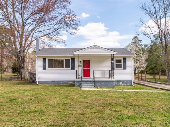 145 Whispering Pine Ln, Bumpass, VA 23024