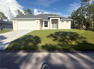 829 Downer AVE S, LEHIGH ACRES, FL 33974