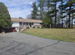165 Donohue Rd, Dracut, MA 01826