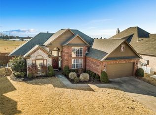 10702 E 115th Pl S, Bixby, OK 74008