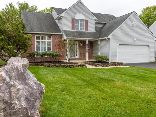 215 E Flagstone Dr, Newark, DE 19702
