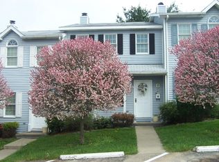 236 N Virginia Ave APT E, Bridgeport, WV 26330