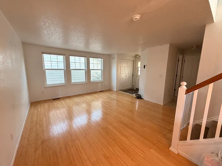 8043 Clay Dr — Photo 4