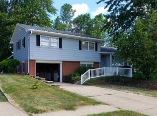 413 E Water St, Angola, IN 46703