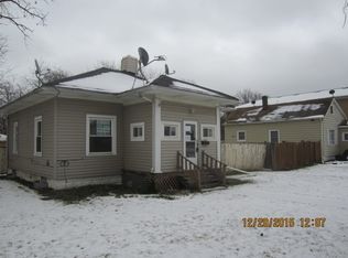 14501 Des Plaines St, Harvey, IL 60426
