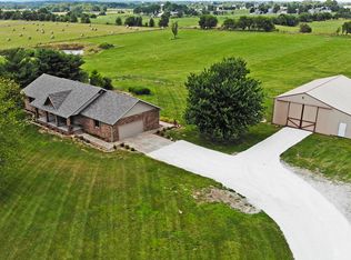 471 Meadowlark Rd, Ozark, MO 65721