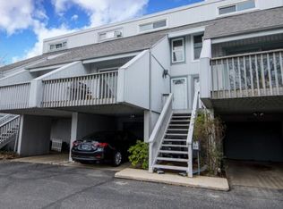 18199 Stoneridge St APT C, South Bend, IN 46637