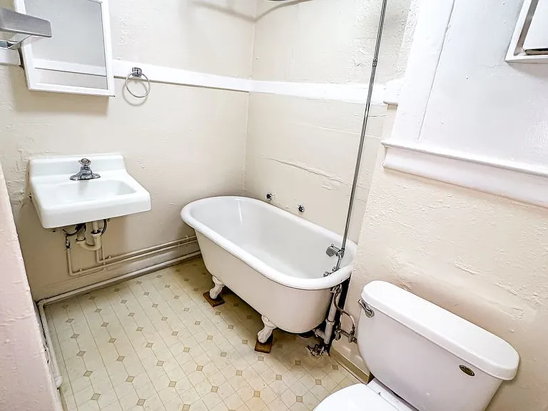 Casa Del Rey Apartments — Photo 37