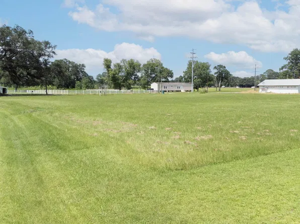 131 La Neuville Rd, Youngsville, LA 70592