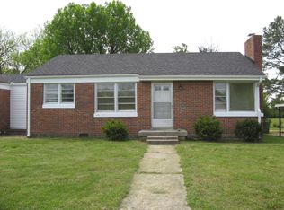 828 Meadowlane Dr, Lebanon, TN 37087