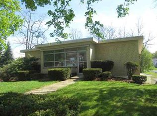 61 Highland Dr, East Greenbush, NY 12061