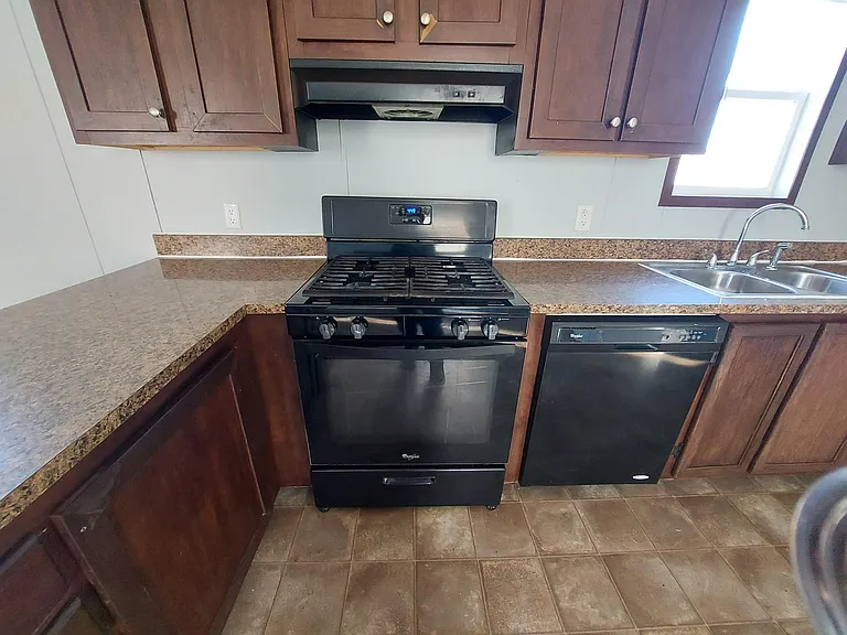 5749 Knollview Dr #5749KN — Photo 5