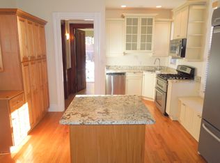 119 Dwight St #1, New Haven, CT 06511