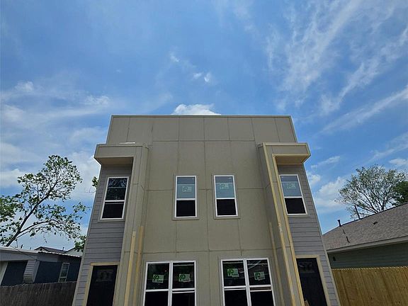 3rd image of 7982 Ritz St