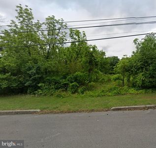 1676 Larkin Rd, Upper Chichester, PA, 19061