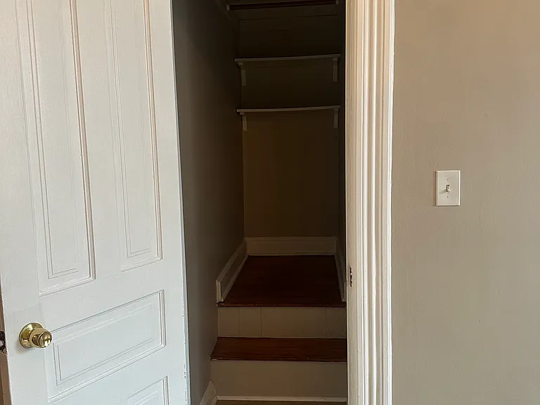 854 N Hermitage Ave #2F — Photo 10