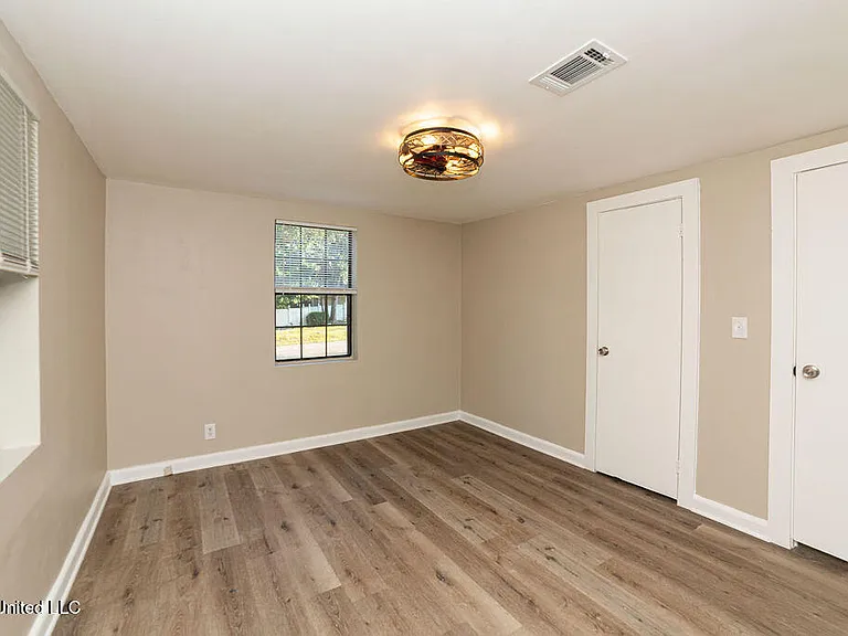 10828 Haena Ct — Photo 6