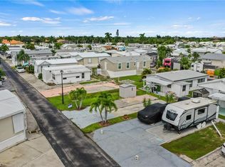 11600 Ariana Dr, Fort Myers, FL 33908