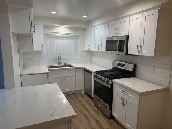 Friendly Hills apartments