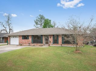 24663 Pecan Place Dr, Plaquemine, LA 70764