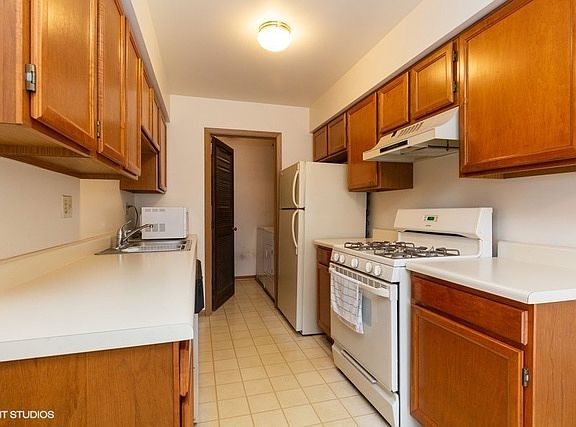 4th image of 2268 Valley Creek Dr #2268