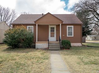 300 E Ellsworth Ave, Salina, KS 67401