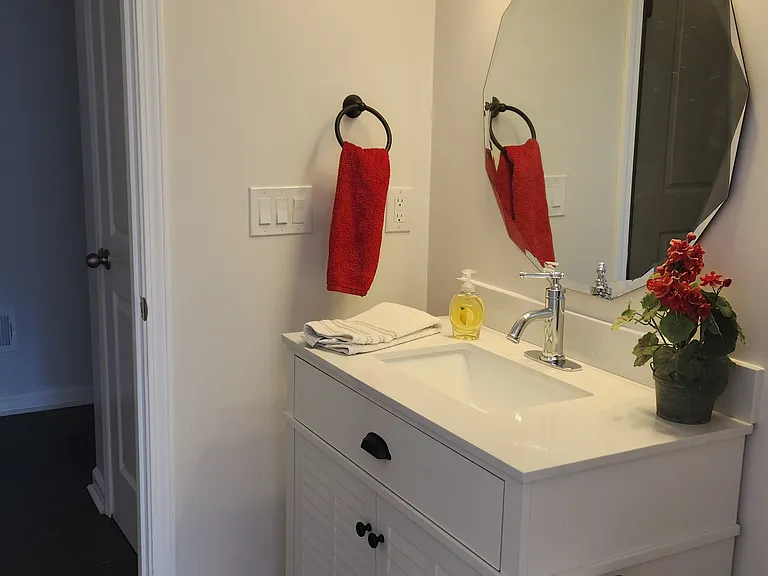 109 Buckingham Dr — Photo 25