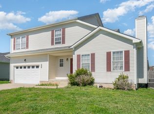 1313 Loren Cir NE, Clarksville, TN 37042
