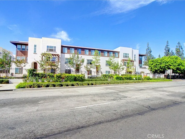 9210 Joshua Way — Photo 40