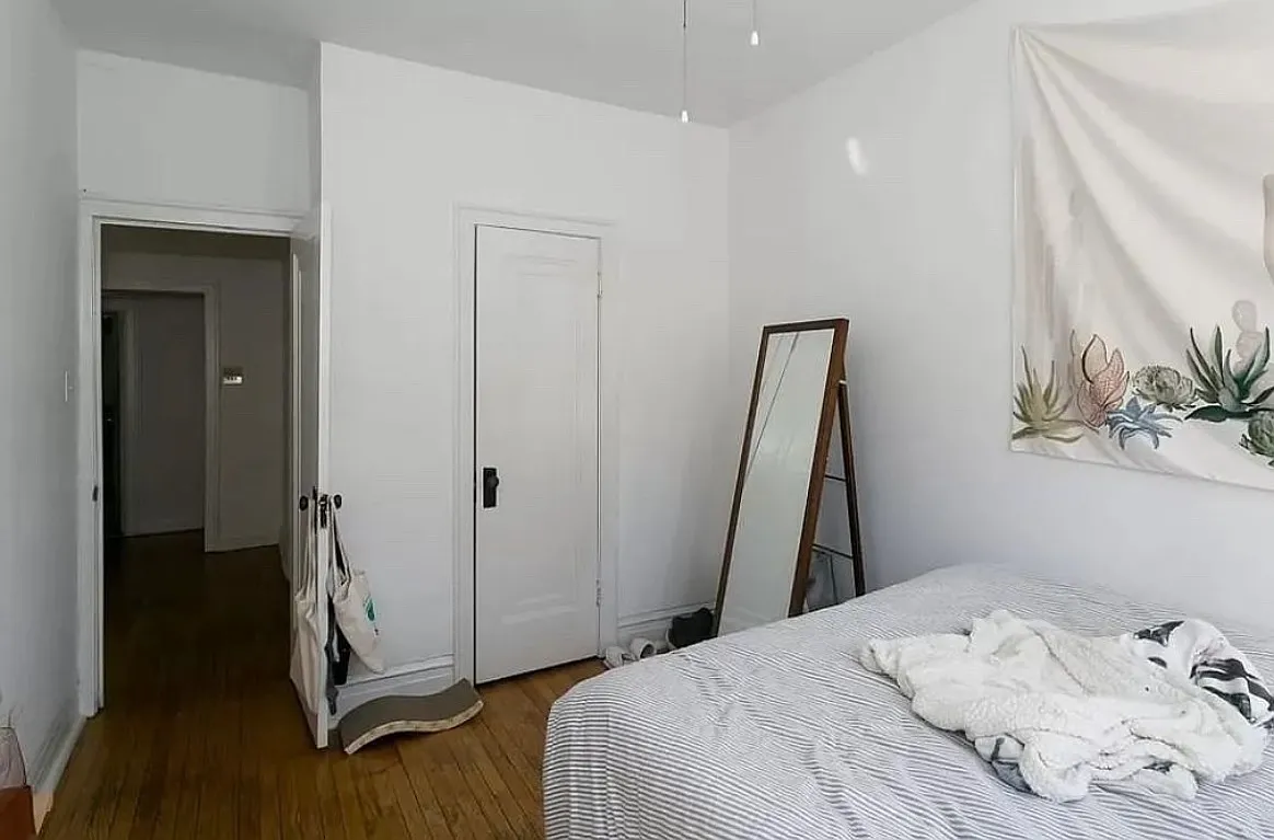2 bed, 1100 sqft, $2,200 — Photo 4