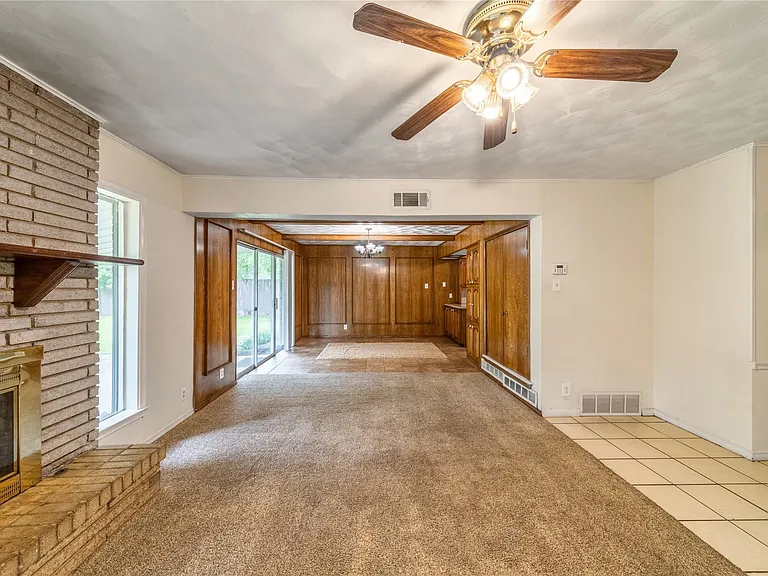 13515 Charcoal Ln — Photo 4