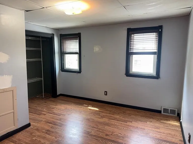 12 Cromwell St — Photo 10
