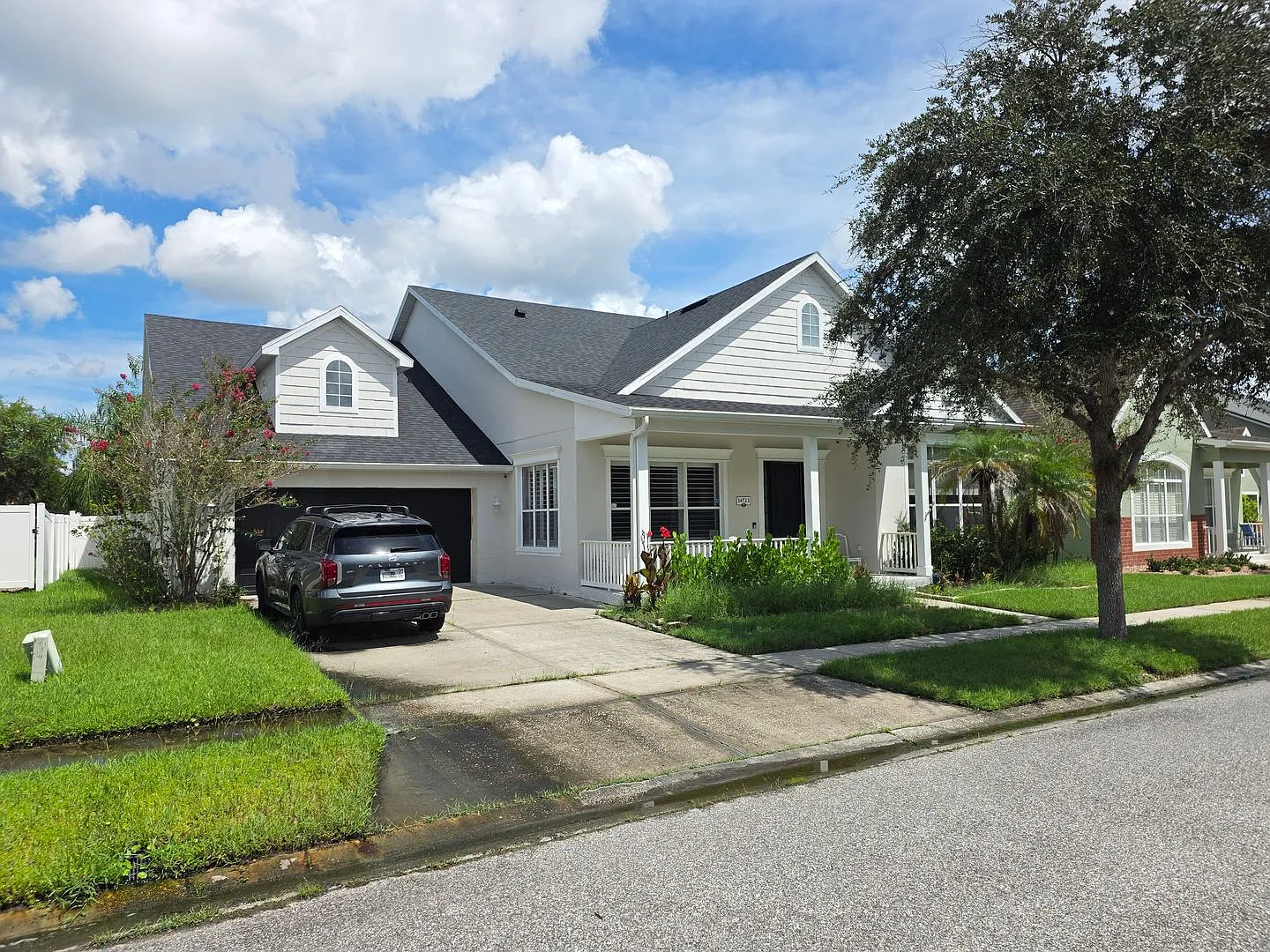 Four Bedroom Home at Emerald Estates in Avalon Park — Photo 2
