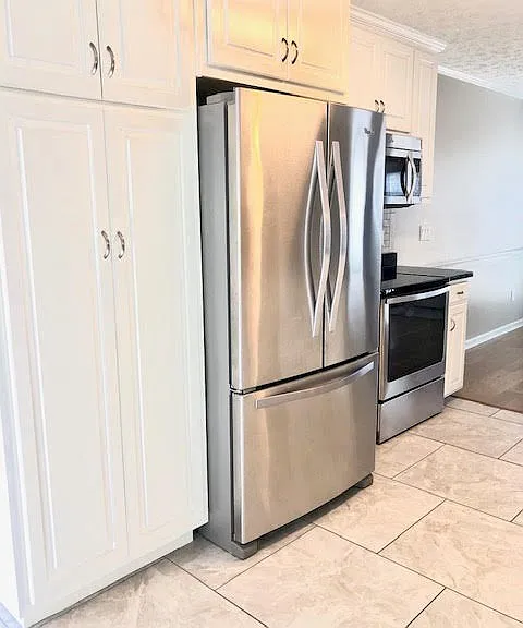 5405 Lakepointe Ct — Photo 4