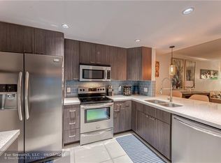 2450 NE 15th Ave APT 105, Wilton Manors, FL 33305