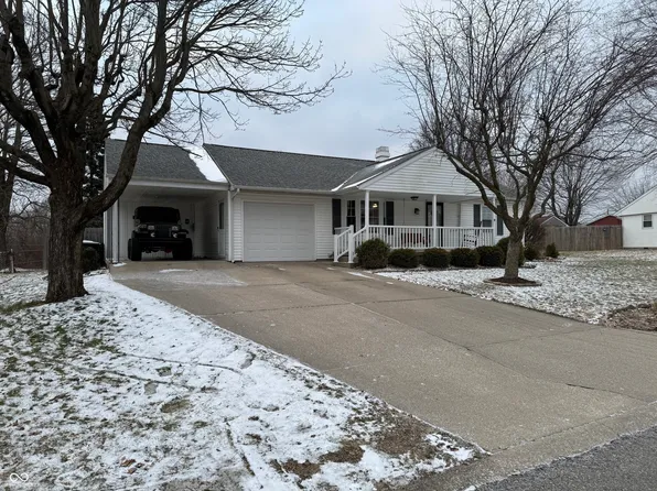 2015 N Wheeler Ct, Greensburg, IN 47240