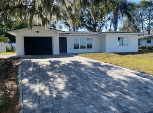 1204 Lake Elbert Dr SE, Winter Haven, FL 33880
