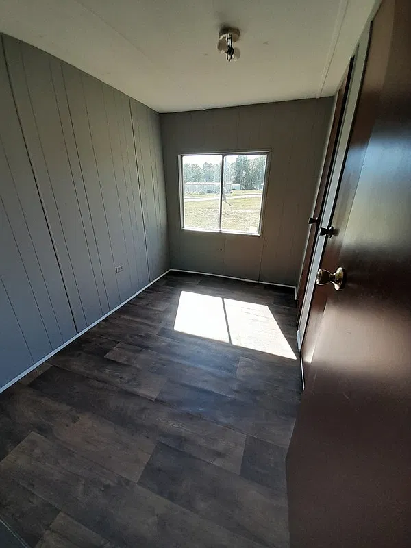 Kokomo Palms MHC — Photo 3