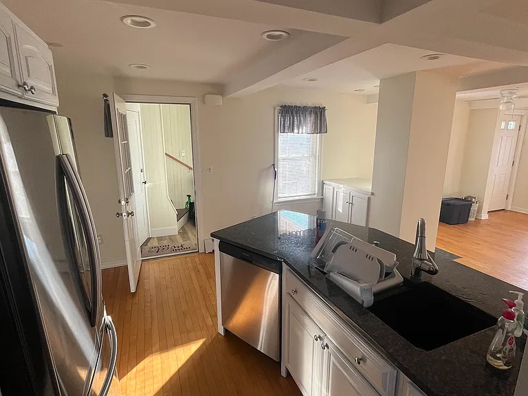 146 Stackhouse St #1 — Photo 14