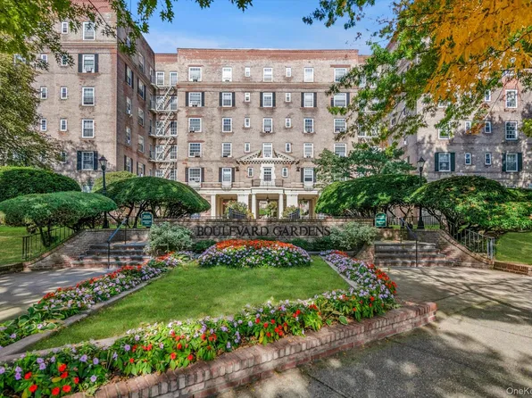 54-17 31st Avenue #4K, Woodside, NY 11377