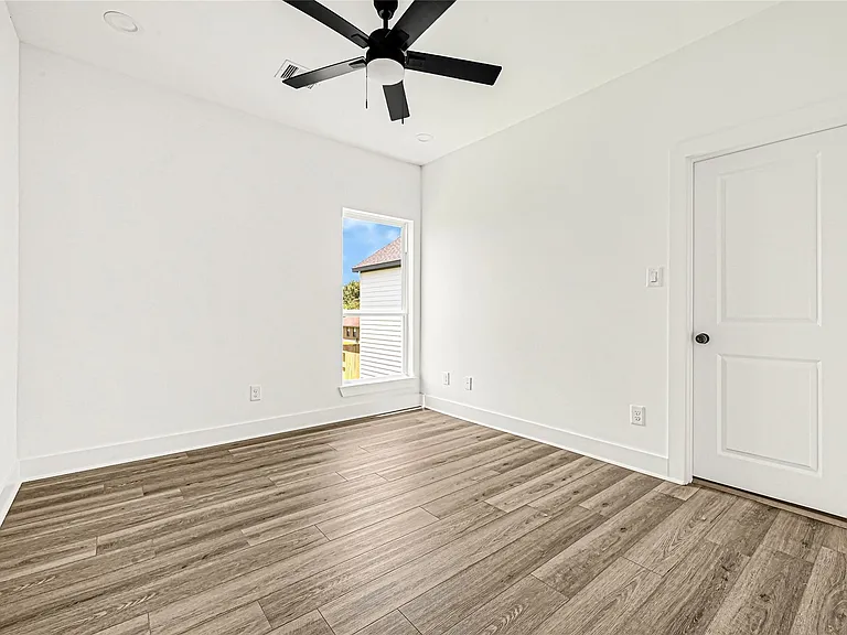 7411 Charlie St — Photo 24