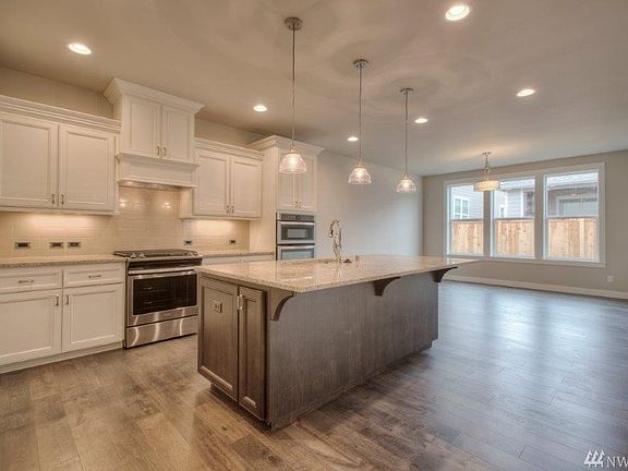 5th image of 17408 127th Av Ct E