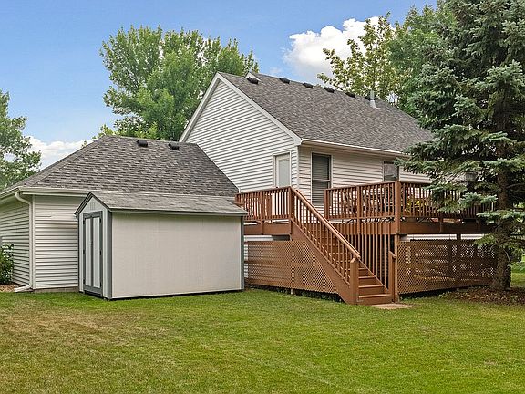 2nd image of 8596 Norwood Cir