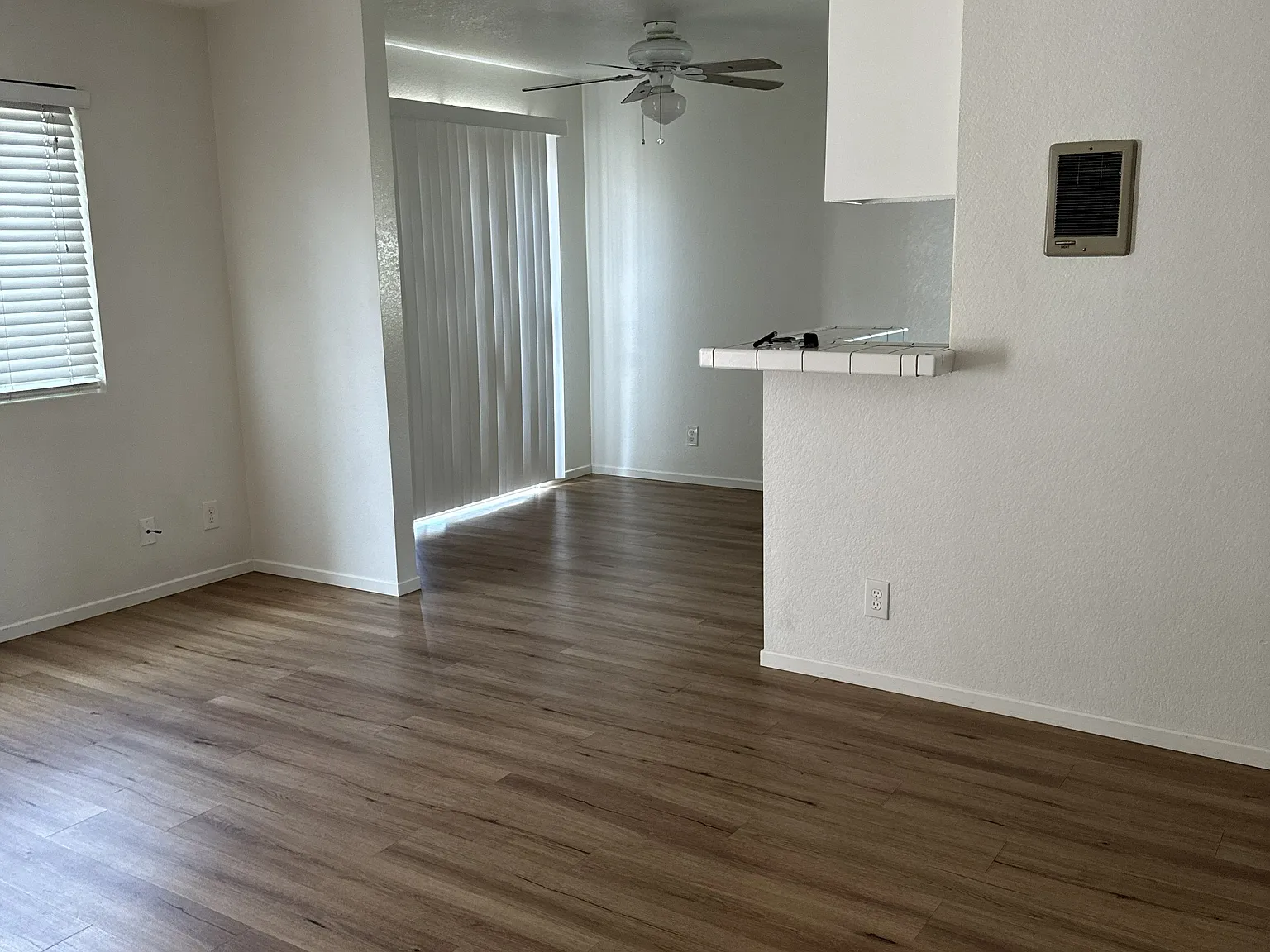 2 bed, 760 sqft, $2,850 — Photo 2