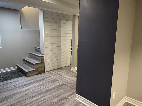 2nd image of 135 Hawthorne Ave