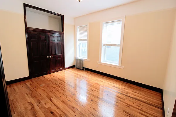 Rented by Compass | media 22