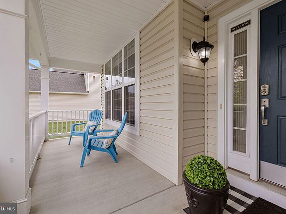 5th image of 15051 Barnes Meadows Ct