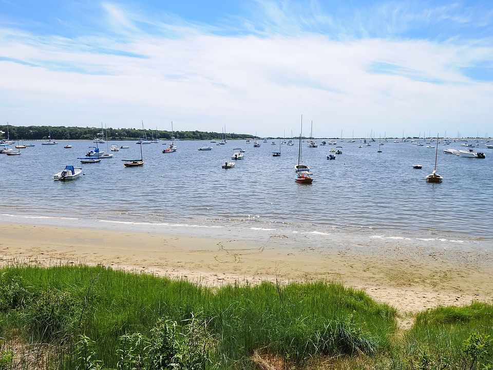 55 Putnam Ave, Cotuit, MA 02635 Zillow